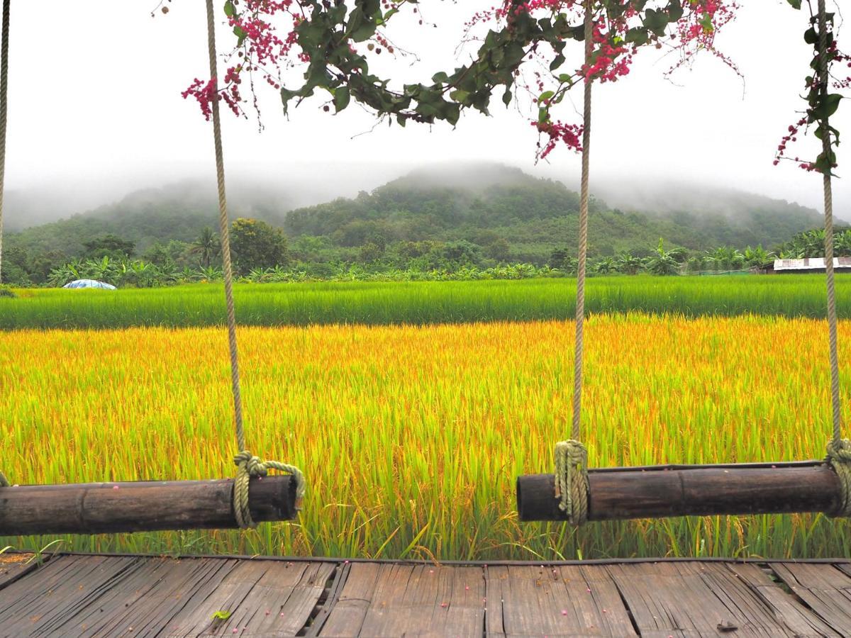 Bantaphan Homestay Нан Экстерьер фото