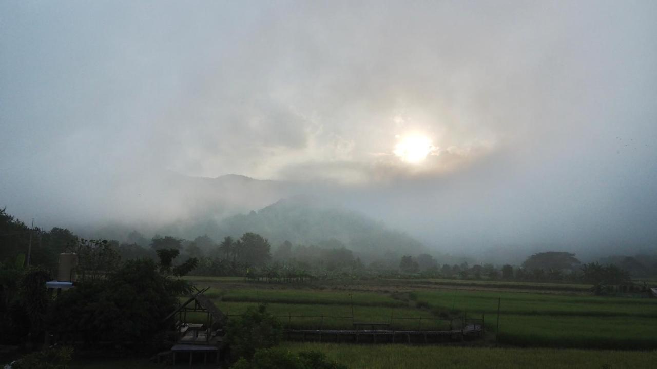 Bantaphan Homestay Нан Экстерьер фото