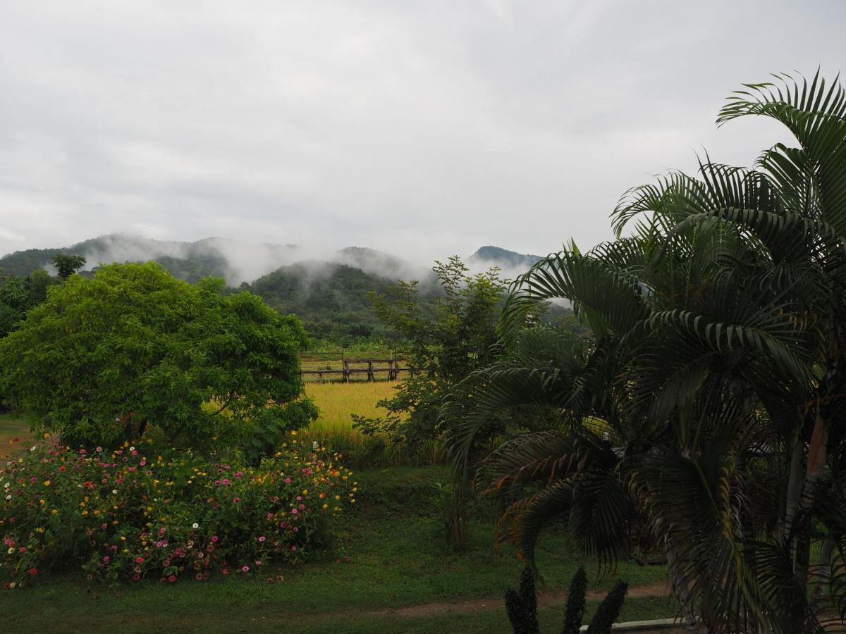 Bantaphan Homestay Нан Экстерьер фото